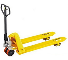 手動液壓車/地牛貨架通道是多少？